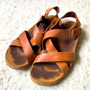 Leather chacos women 8